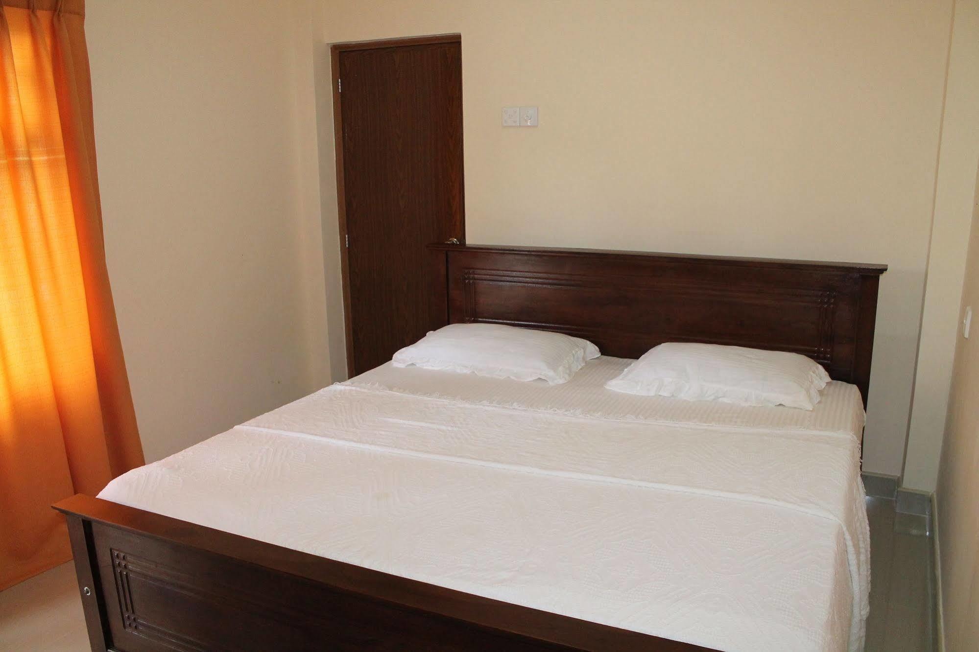 Heavens Holiday Resort Tennekumbura Dış mekan fotoğraf